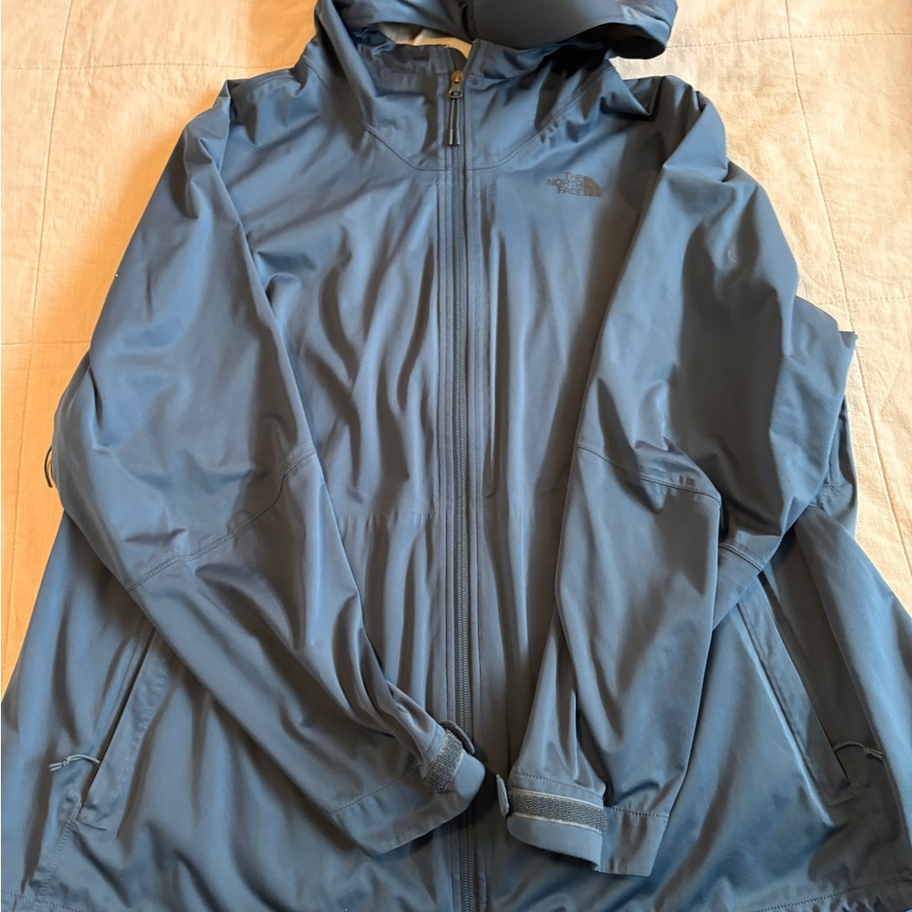 The North Face Women’s Plus Size Hooded Jacket - Slate